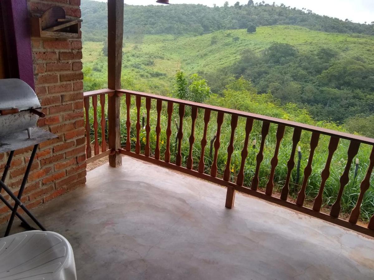 Chale Com Vista Privilegiada Piloes Bagian luar foto