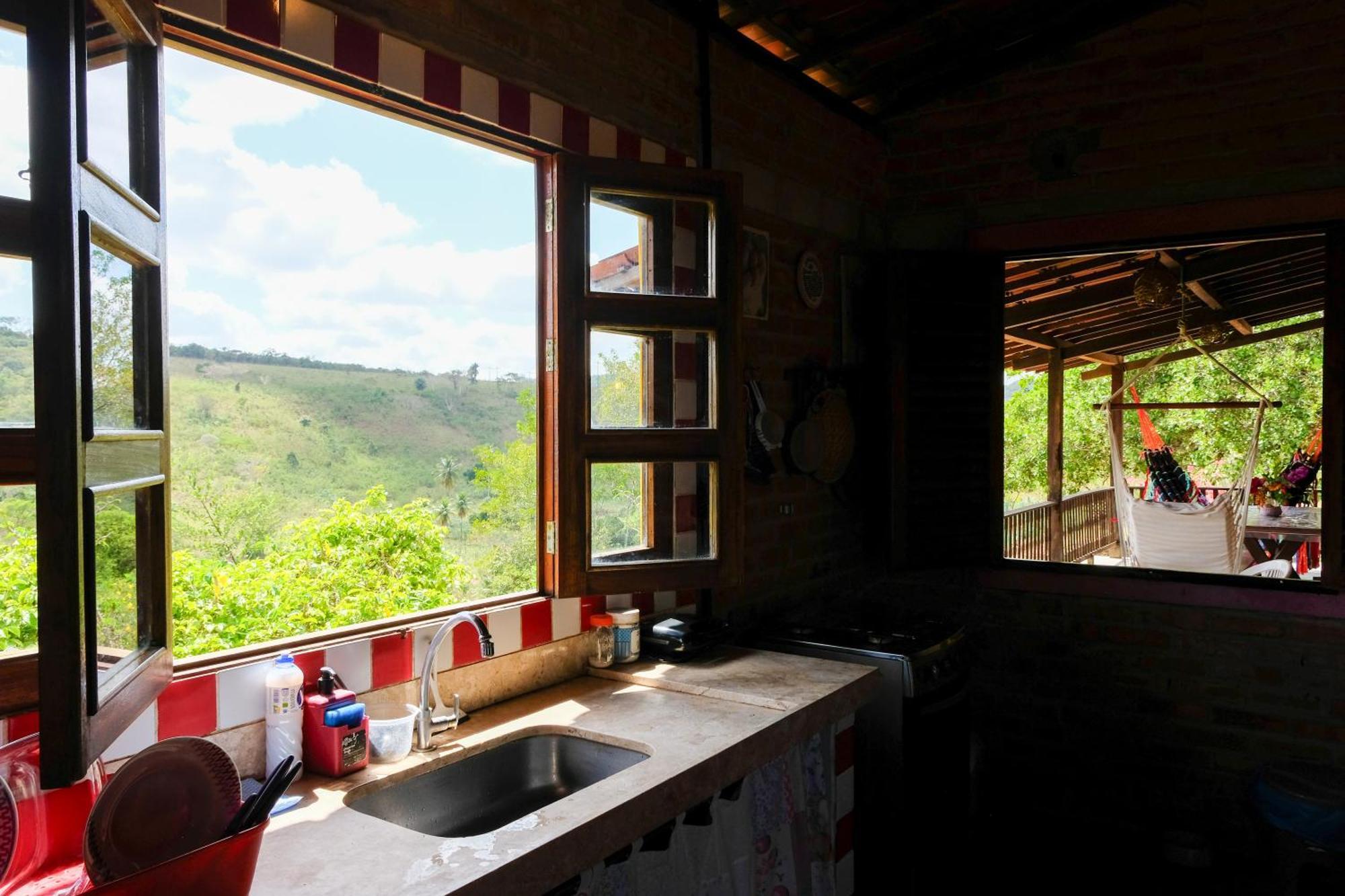 Chale Com Vista Privilegiada Piloes Bagian luar foto