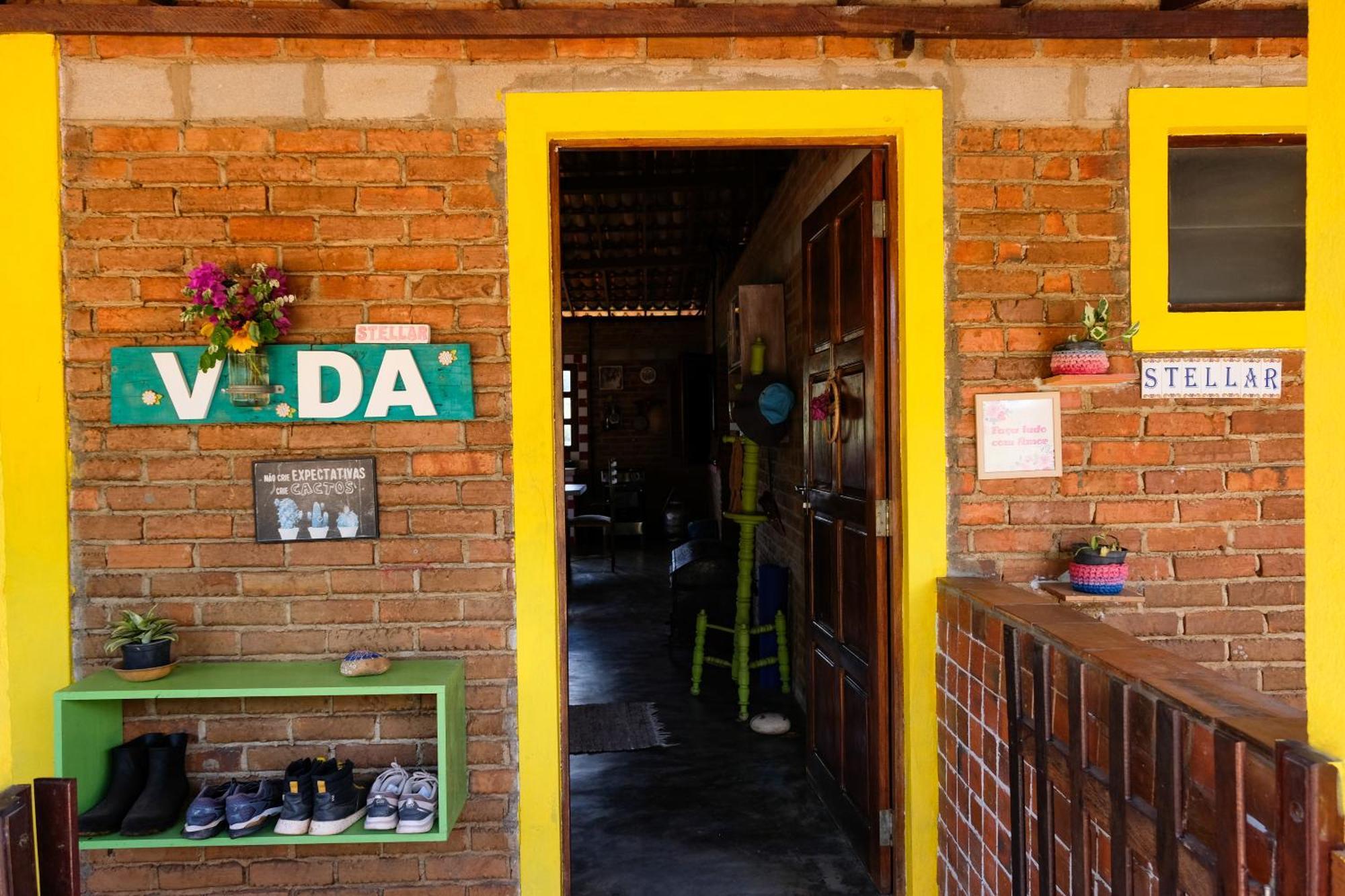 Chale Com Vista Privilegiada Piloes Bagian luar foto